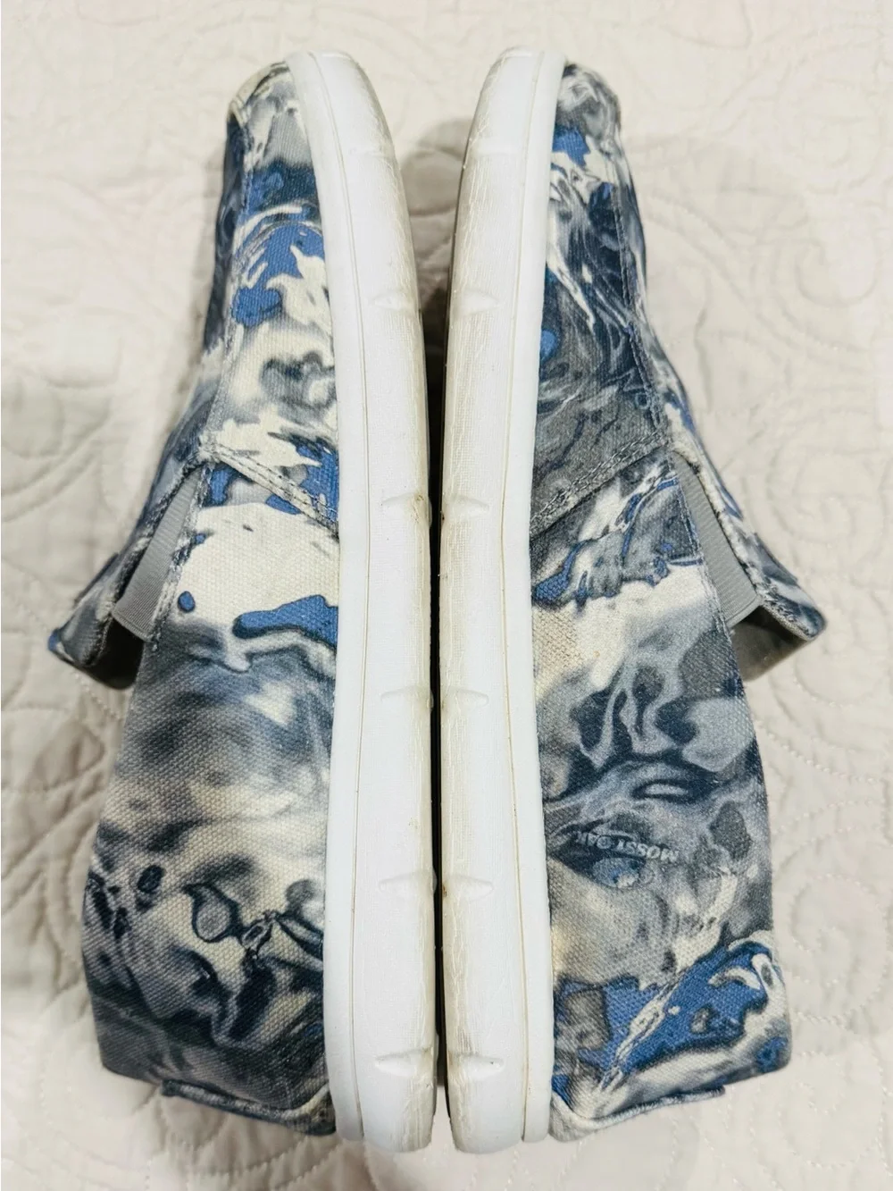 HUK Men’s Brewster Camo Slip On Boat Shoes Size 13 Blue and Gray